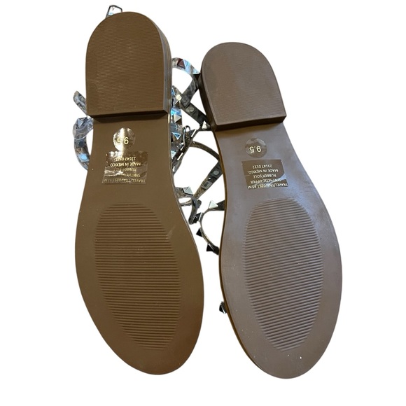 Steve Madden Clear Travel strappy studded Sandals Size 9.5 - Picture 3 of 4